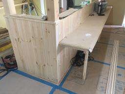 キッチンカウンターの造作完成です